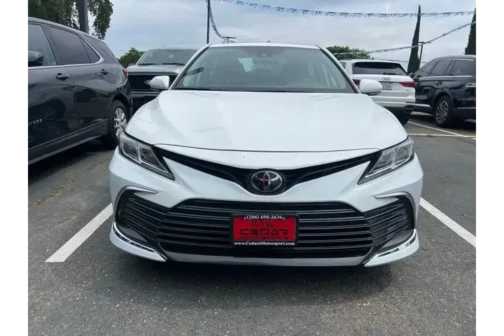 $24988 : Toyota Camry 2021 AWD LE 4dr image 2