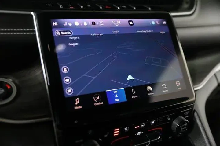 $27495 : Jeep Grand Cherokee 2023 4x4 image 8