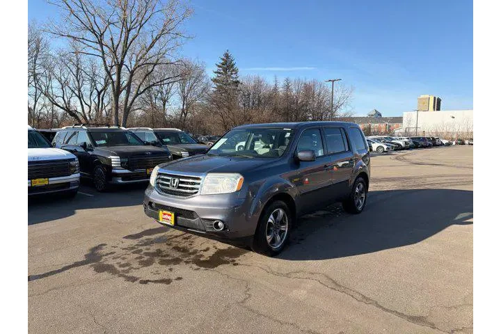 $13000 : Honda Pilot 2015 4x4 SE 4dr image 4