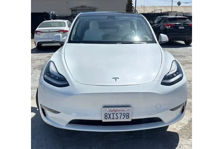 $31800 : Tesla Model Y 2021 AWD Long image 2
