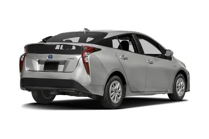 $16995 : Toyota Prius 2016 Four 4dr H image 3