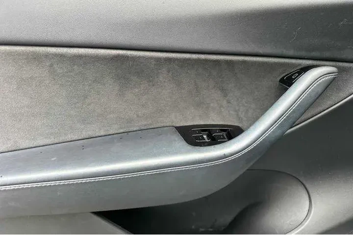 $28080 : Tesla Model Y 2020 AWD Long image 10