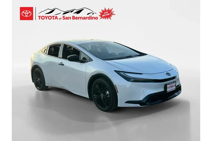 $39999 : Toyota Prius Plug-in Hybrid image 7