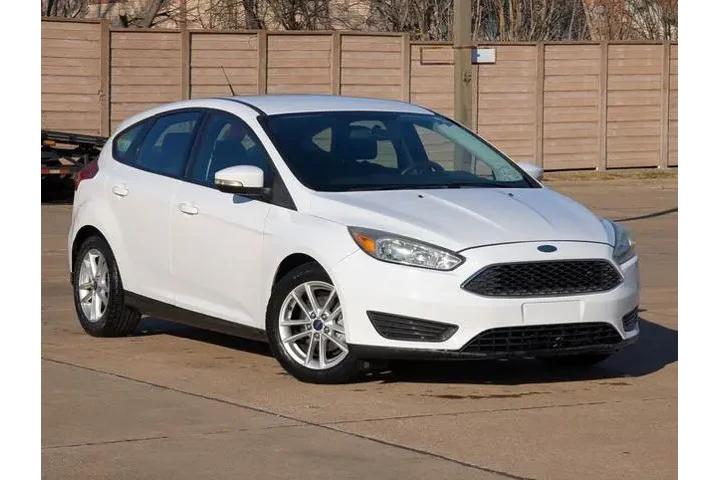 $8200 : Ford Focus 2016 SE 4dr Hatch image 2