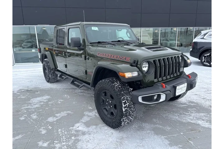 $36995 : 2023 Gladiator Mojave image 3