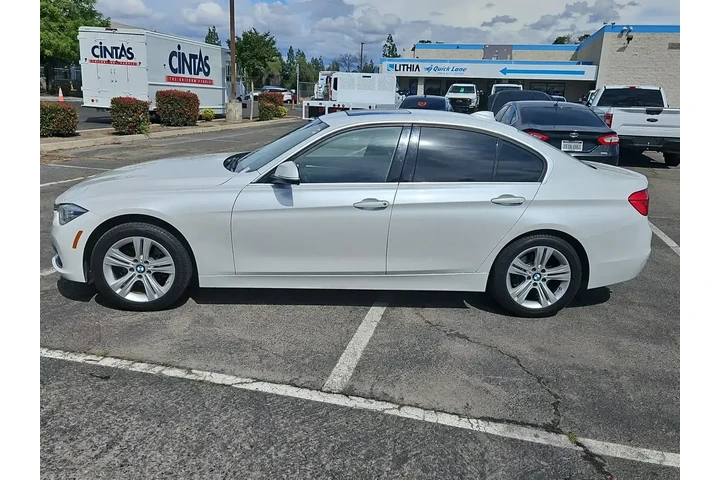 $15000 : BMW 3 Series 2018 330i 4dr S image 5