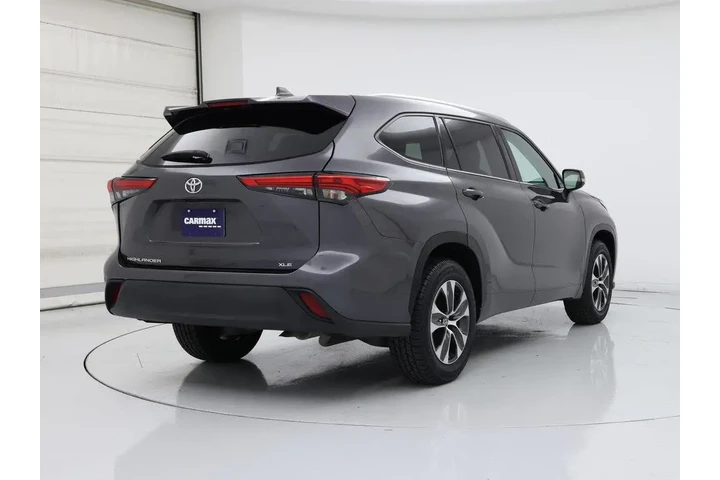 $32998 : Toyota Highlander 2021 XLE 4 image 8