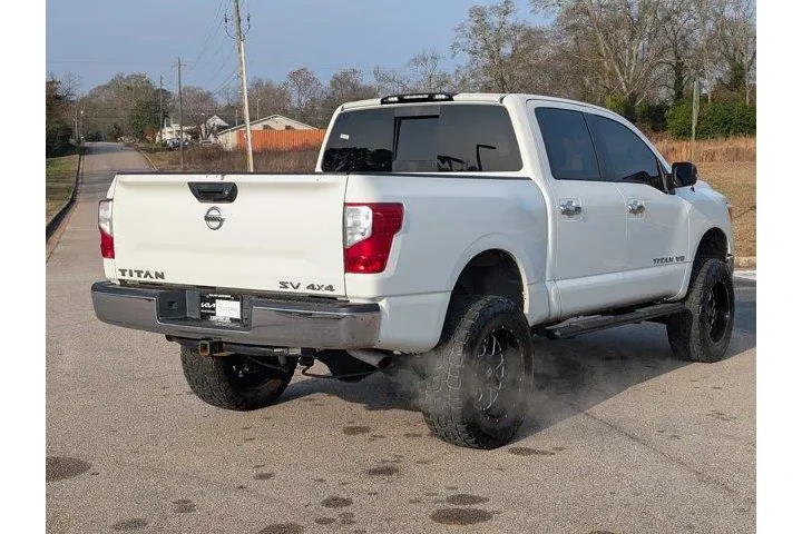 $24999 : Nissan Titan 2018 4x4 SV 4dr image 7