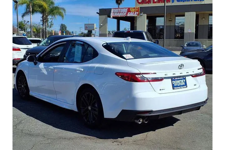 $29647 : Toyota Camry 2025 SE 4dr Sed image 6