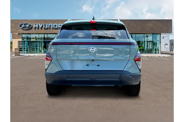 $19995 : Hyundai KONA 2024 SEL 4dr Cr image 6
