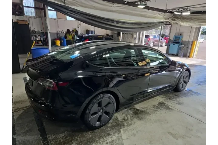 $21990 : Tesla Model 3 2022 4dr Sedan image 4