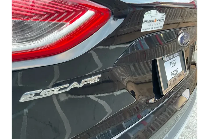 $11485 : Ford Escape 2016 SE 4dr SUV image 9