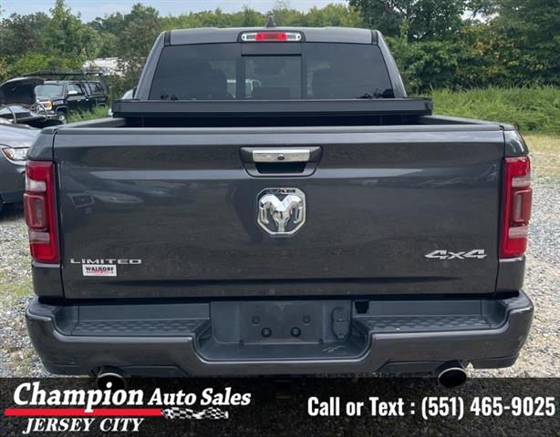 Used 2019 1500 Limited 4x4 Cr image 3