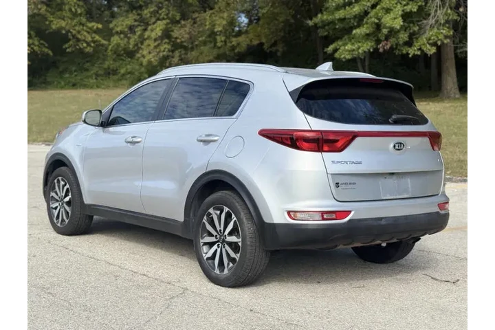 $7999 : 2017 Sportage EX image 7
