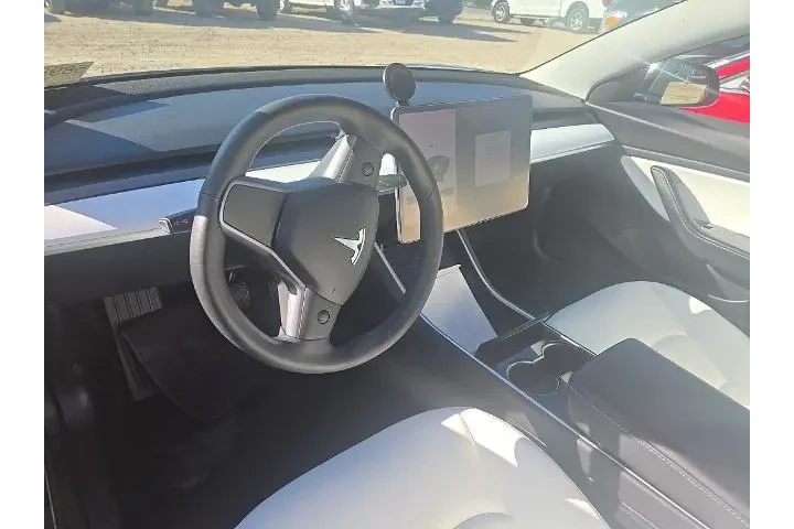 $20465 : Tesla Model 3 2019 Long Rang image 6