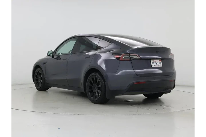 $32998 : Tesla Model Y 2023 AWD Long image 2