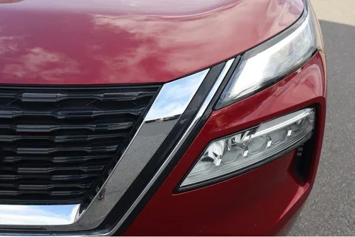 $17722 : Nissan Rogue 2021 AWD SV 4dr image 10