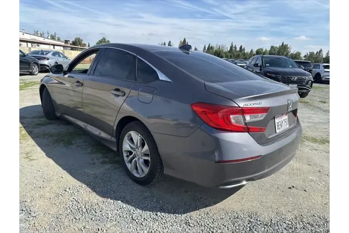$13277 : Honda Accord 2018 LX 4dr Sed image 7