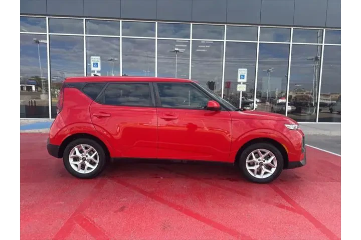 $15491 : Kia Soul 2020 S 4dr Crossove image 5