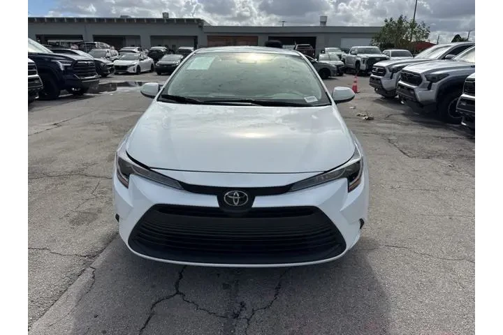 $18988 : Toyota Corolla 2024 LE 4dr S image 8