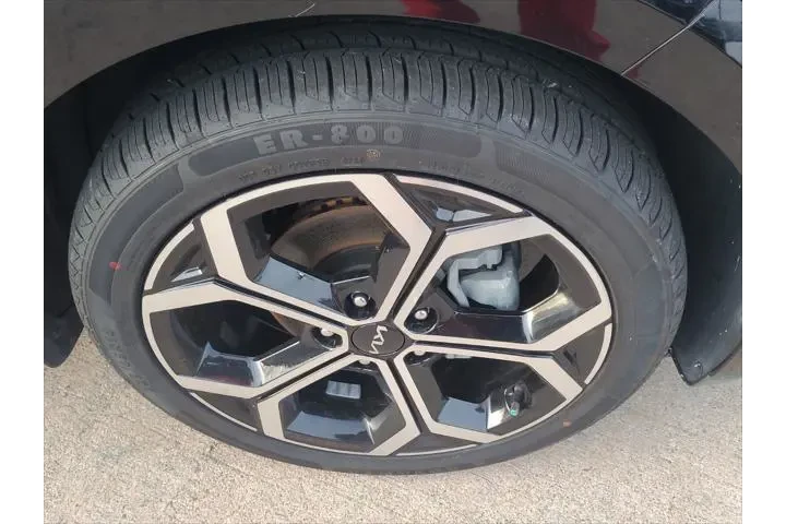 $23993 : Kia Niro Plug-In Hybrid 2023 image 10