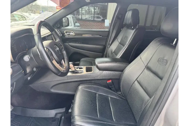 $11950 : 2016 Grand Cherokee Overland image 10