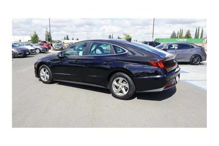 $18700 : 2022 Sonata SE image 8