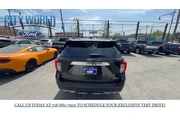 $32998 : Ford Explorer 2023 AWD XLT 4 thumbnail