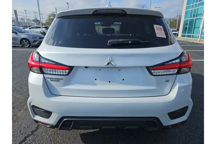 $15376 : Mitsubishi Outlander Sport 2 image 7