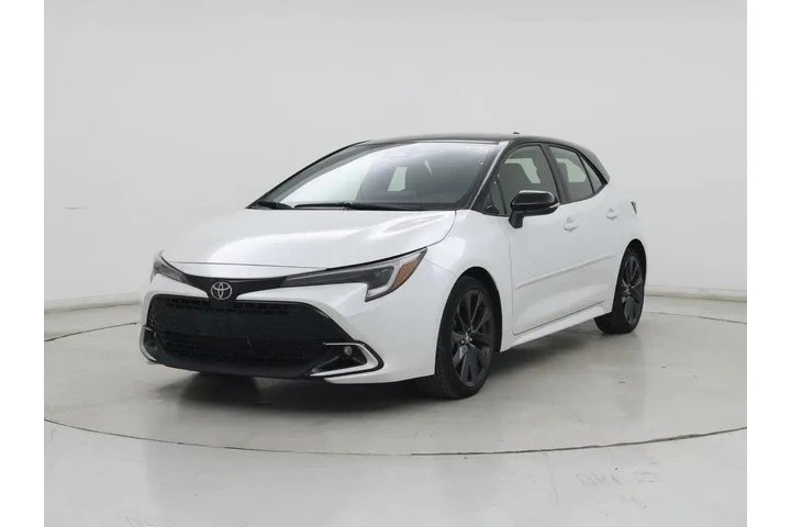 $24998 : Toyota Corolla Hatchback 202 image 4