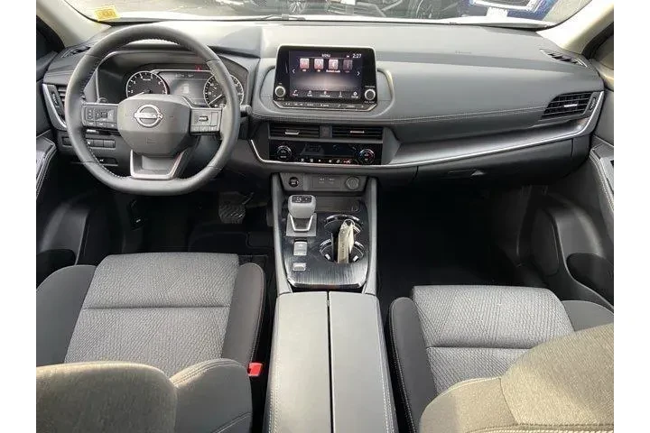 $20987 : Nissan Rogue 2025 SV 4dr Cro image 10