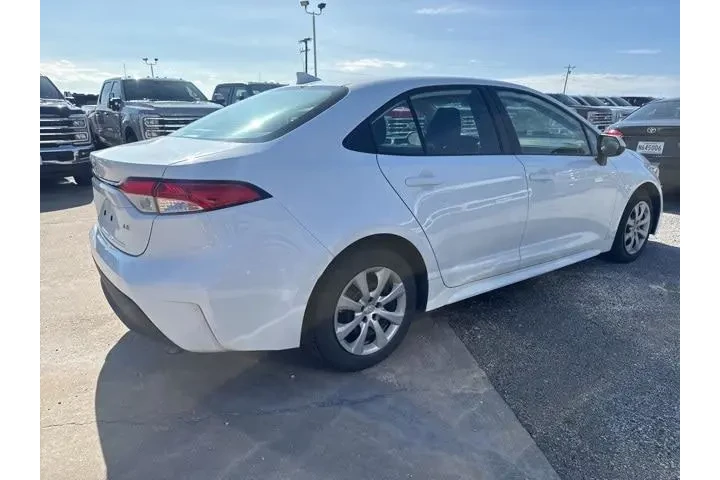 $18700 : Toyota Corolla 2024 LE 4dr S image 6