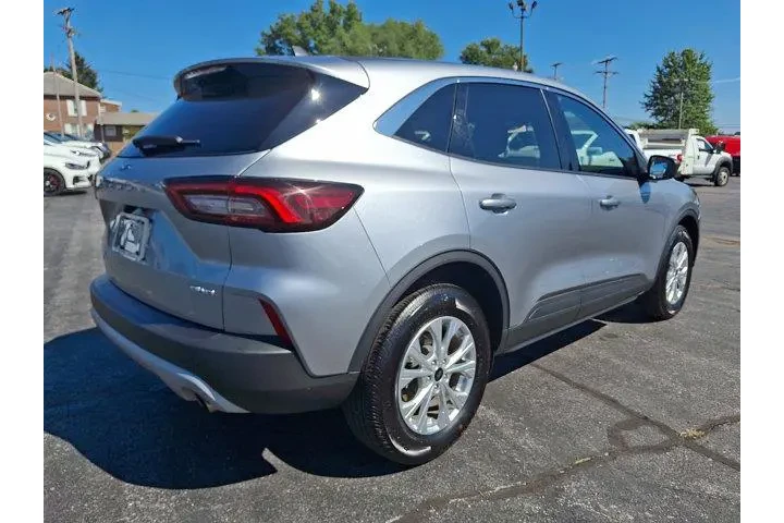 $24551 : Ford Escape 2024 AWD Active image 7