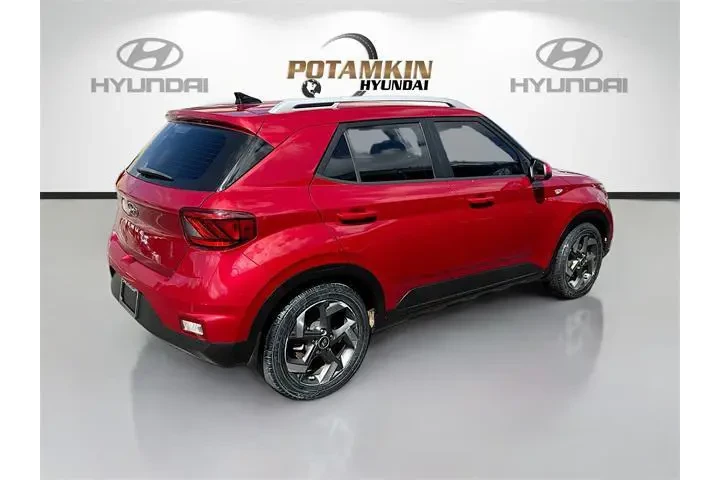 $15367 : Hyundai VENUE 2022 SEL 4dr C image 5