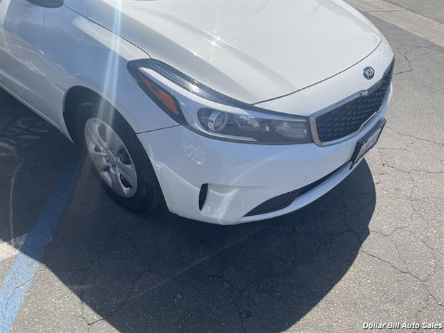 $10250 : 2017 Forte LX Sedan image 3