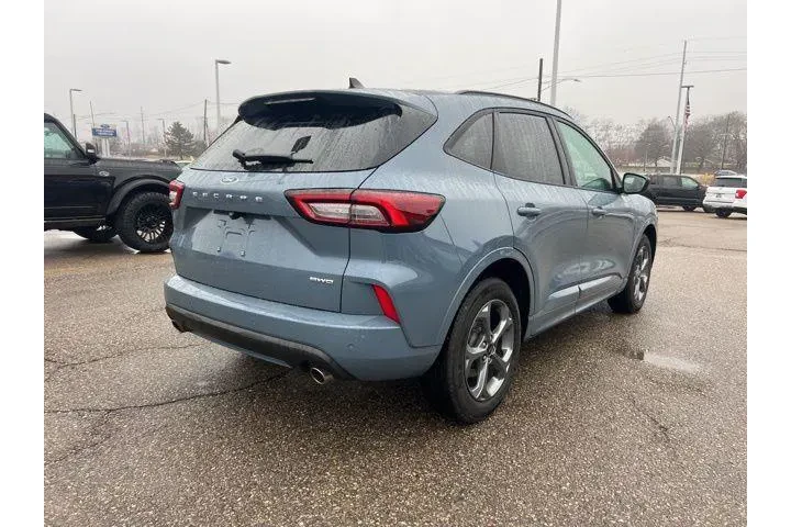 $25899 : Ford Escape 2024 AWD ST-Line image 4