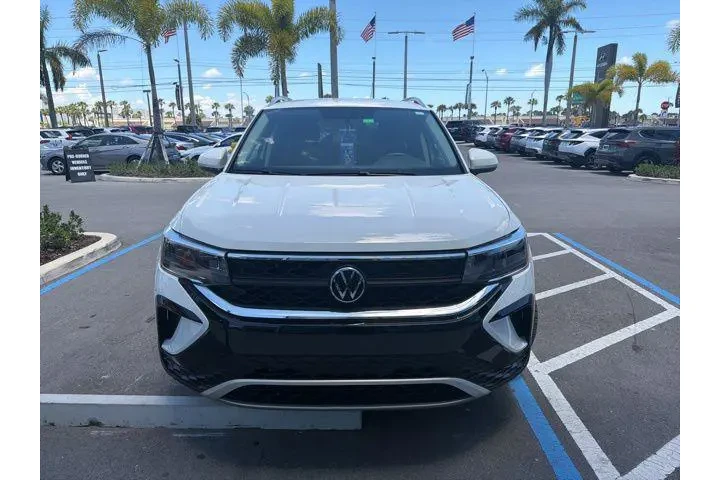 $20157 : Volkswagen Taos 2022 SE 4dr image 2