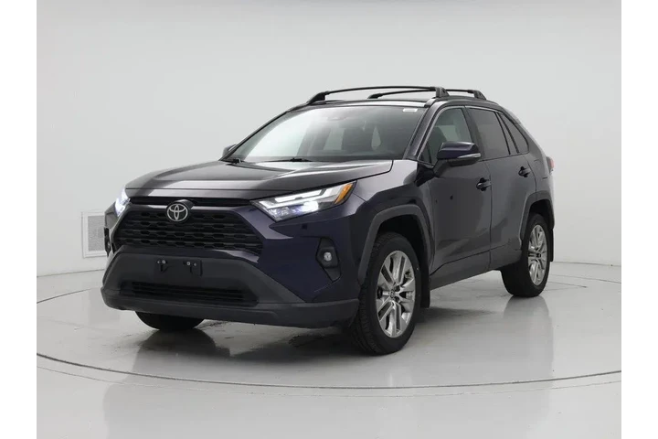 $28998 : Toyota RAV4 2022 XLE Premium image 4