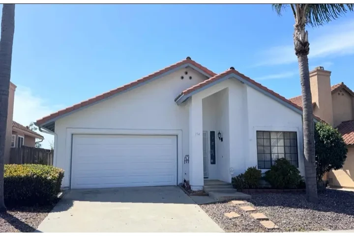 $2800 : beautiful 3-bedroom 2-bathroom image 1