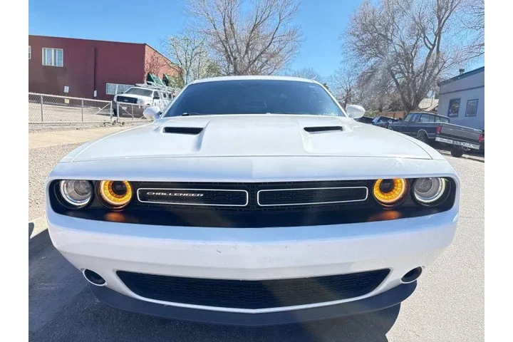 $14995 : 2015 Challenger SXT image 2