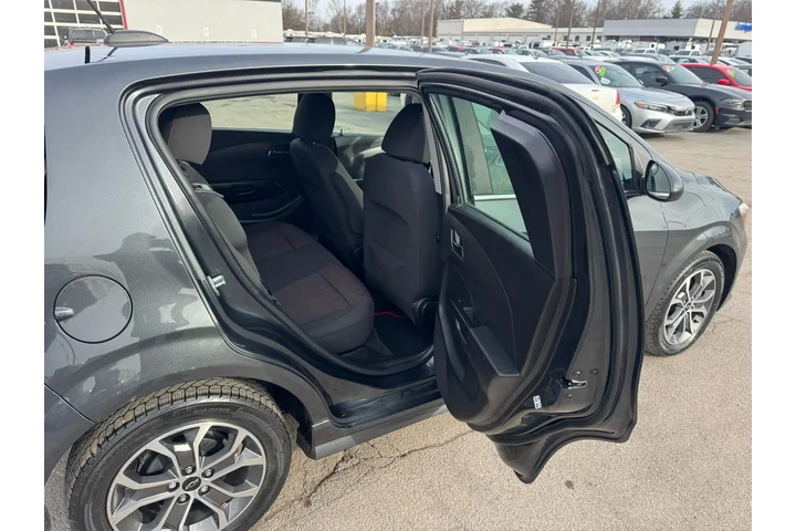 $6980 : 2018 Sonic 5dr HB Auto LT w/1 image 9