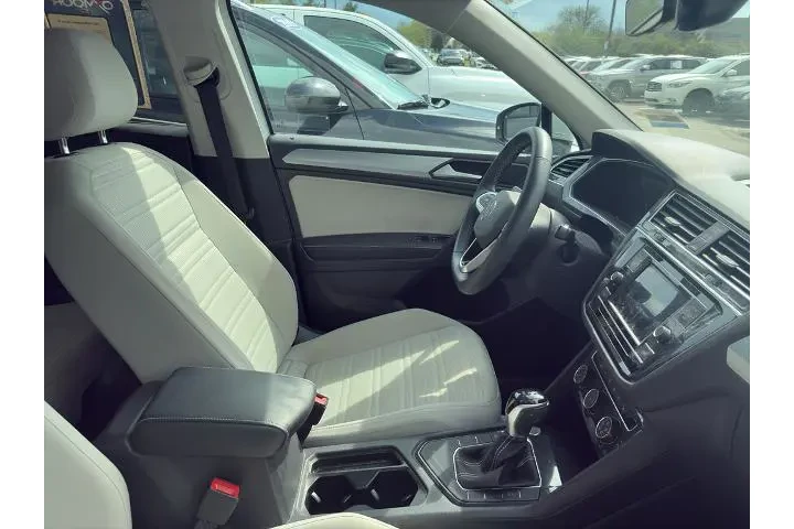 $23000 : Volkswagen Tiguan 2023 S 4dr image 3