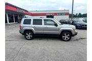 2016 Patriot 4WD 4dr High Alt en Lexington