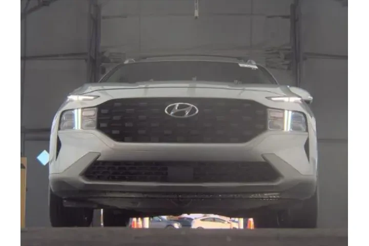 $21995 : Hyundai SANTA FE 2023 SEL 4d image 3