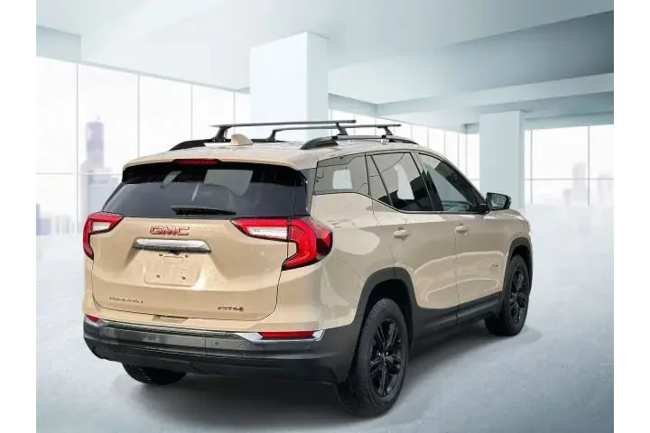 $24777 : GMC Terrain 2022 AWD AT4 4dr image 4