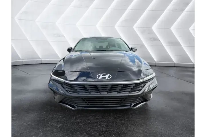 $21995 : Hyundai ELANTRA Hybrid 2024 image 7