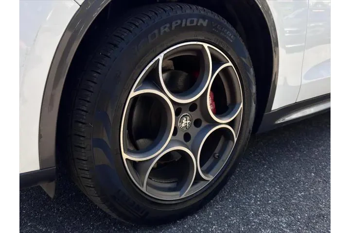 $22095 : Alfa Romeo Stelvio 2022 AWD image 9