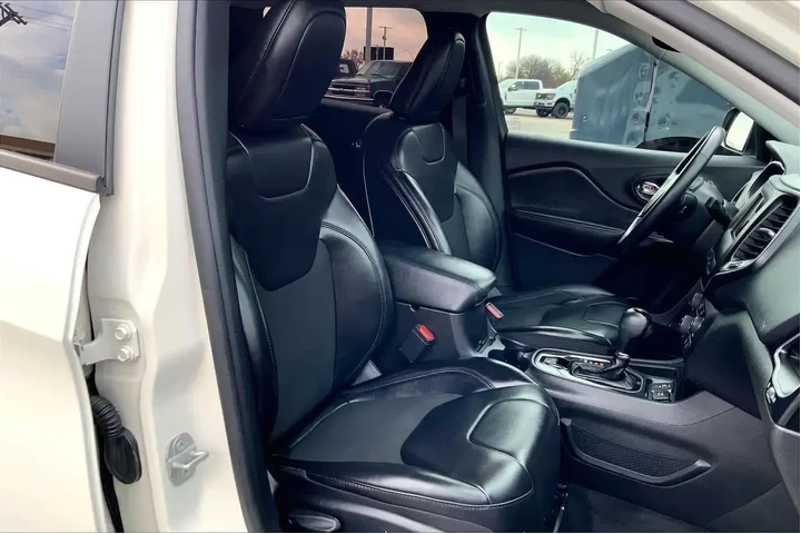 $11911 : Jeep Cherokee 2019 Latitude image 8