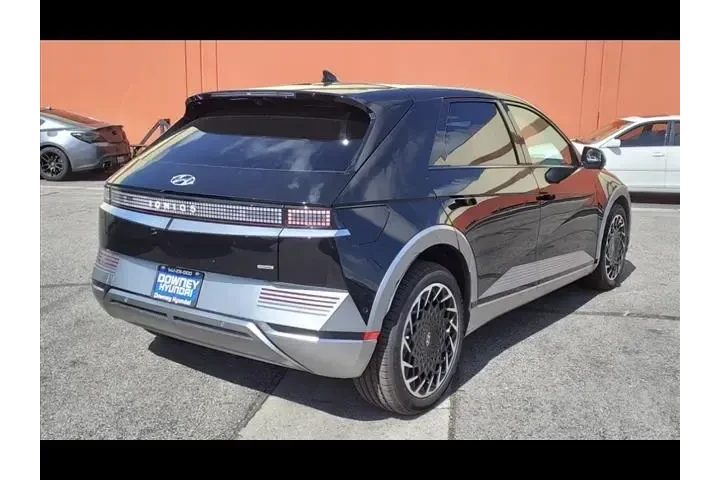 $33989 : Hyundai IONIQ 5 2024 AWD Dis image 10