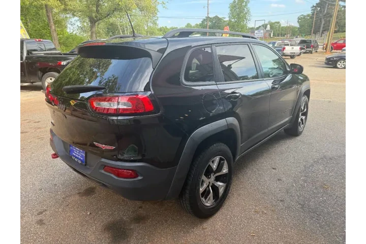 $11999 : 2017 Cherokee Trailhawk image 5